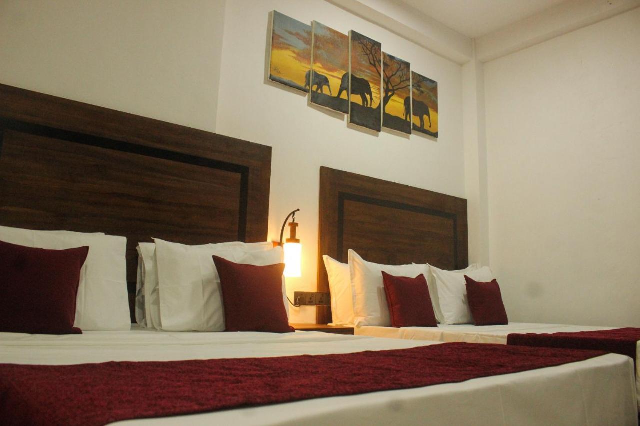 Divine Villa Anuradhapura Exteriör bild