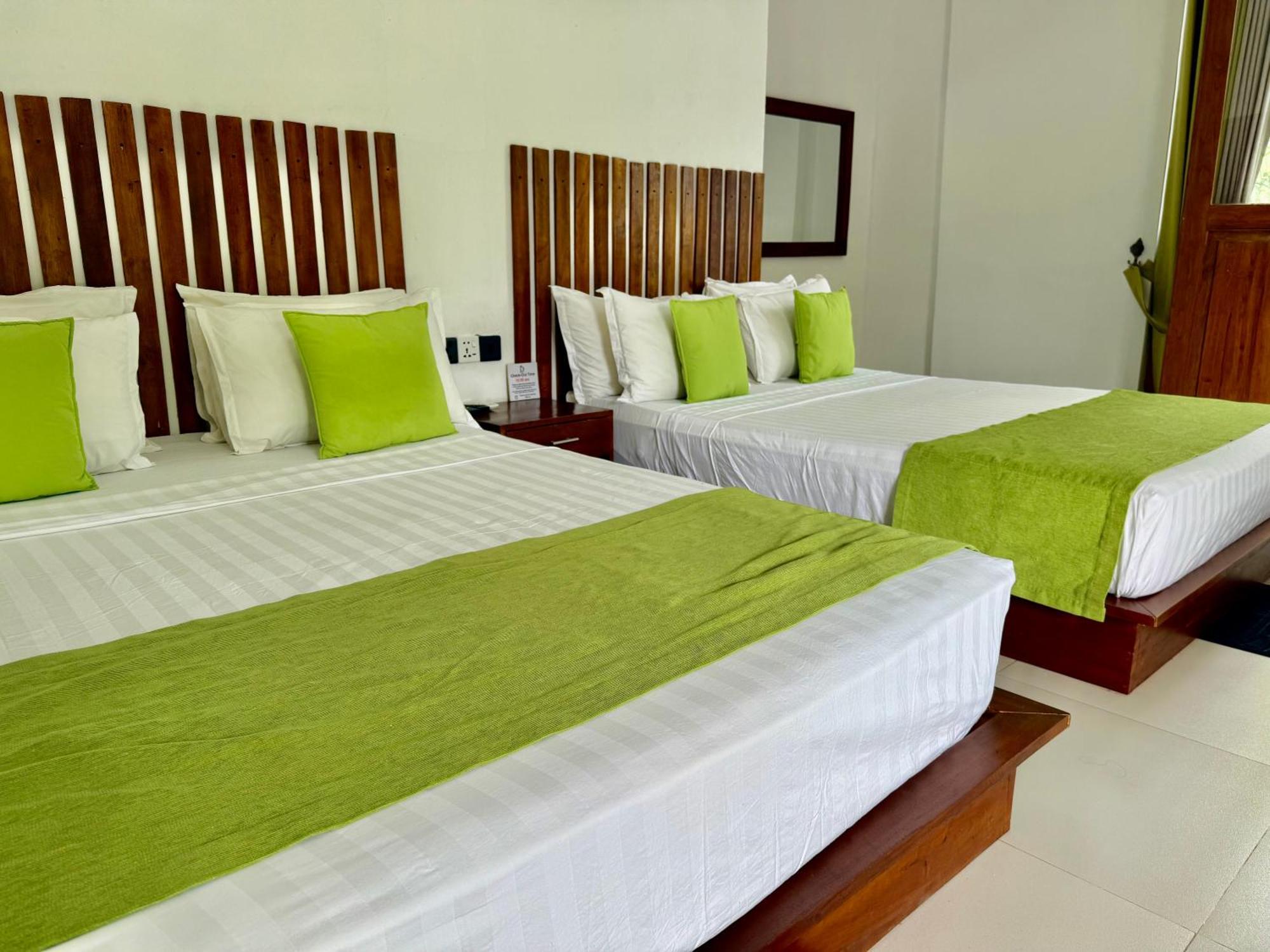 Divine Villa Anuradhapura Exteriör bild